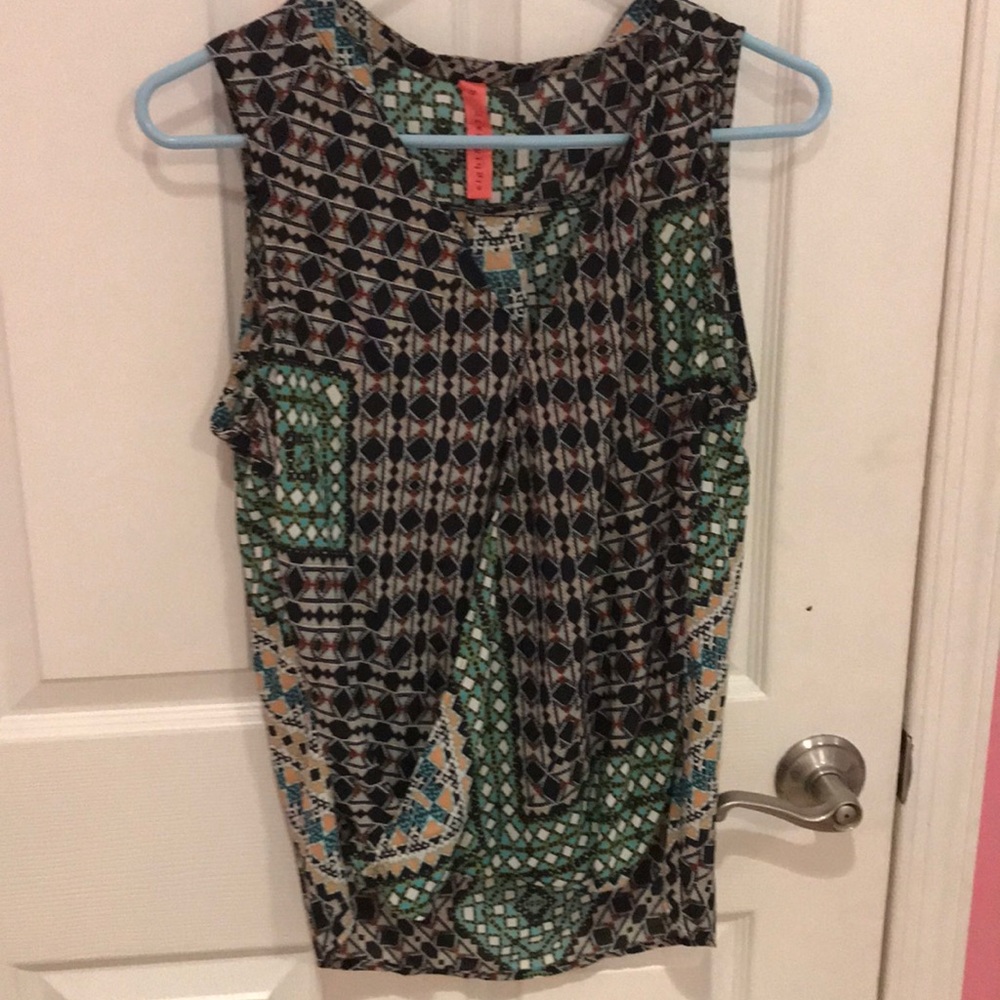 Eight Sixty size M wrap top! Dress up or down!
